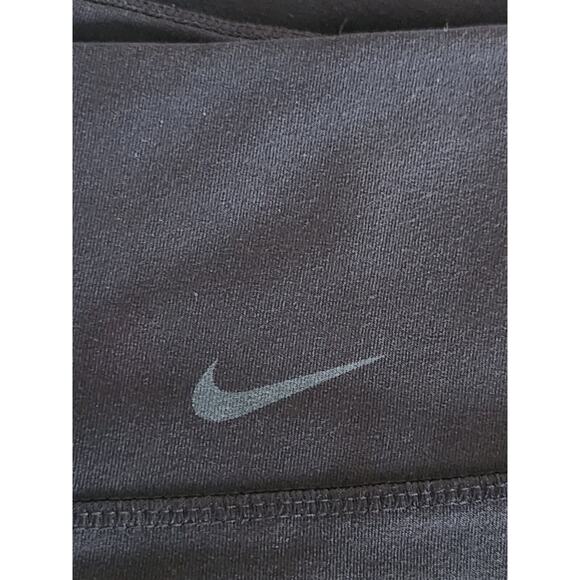 Nike Dri-Fit‎ Womens Size Medium Black Athletic Yoga Capri Leggings - Picture 2 of 6